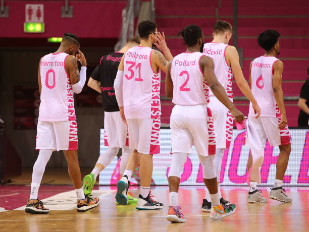 前四的球队 前四的球队