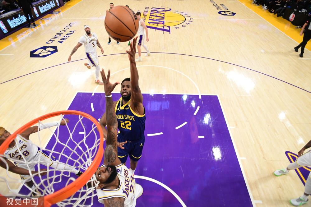 的高度信任 的高度信任